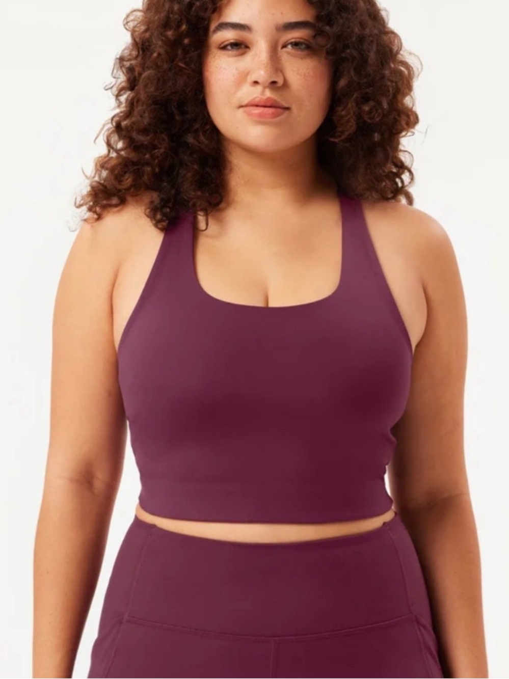 girlfriend collective Paloma Racerback Sports Bra in Plum - Picture 2 of 8